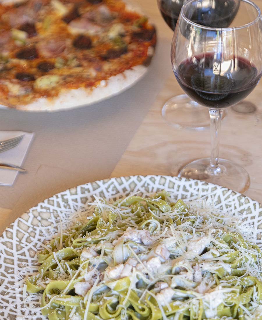 Pizzas, pastas y mucho más solo en Restaurante SPIAGGIA Playa de Gandia