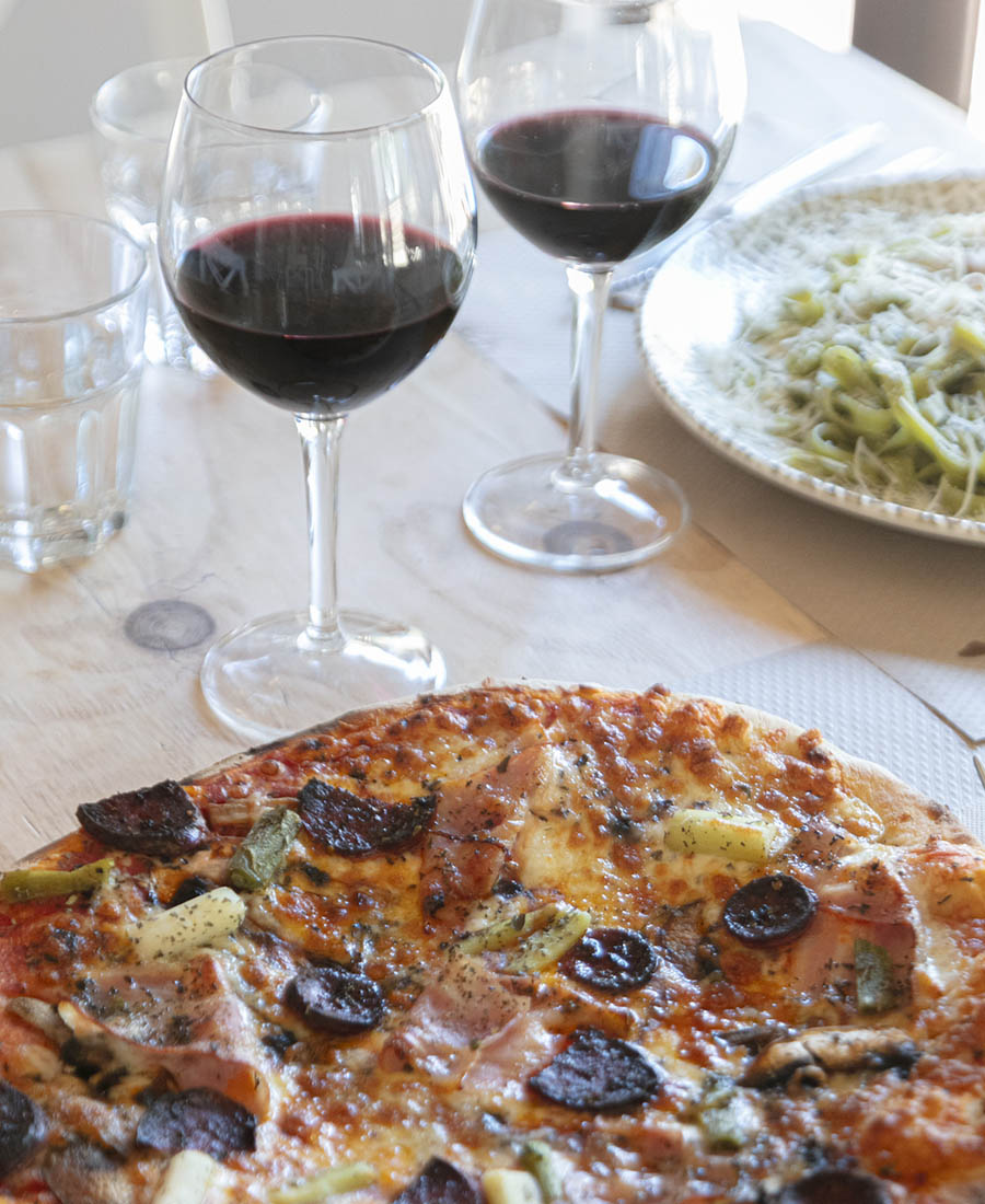 Pizzas, pastas y mucho más solo en Restaurante SPIAGGIA Playa de Gandia
